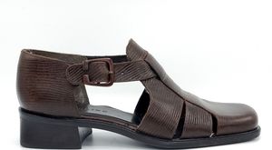 BANDOLINO FAYE Close Toed Buckle Sandals size 8 M